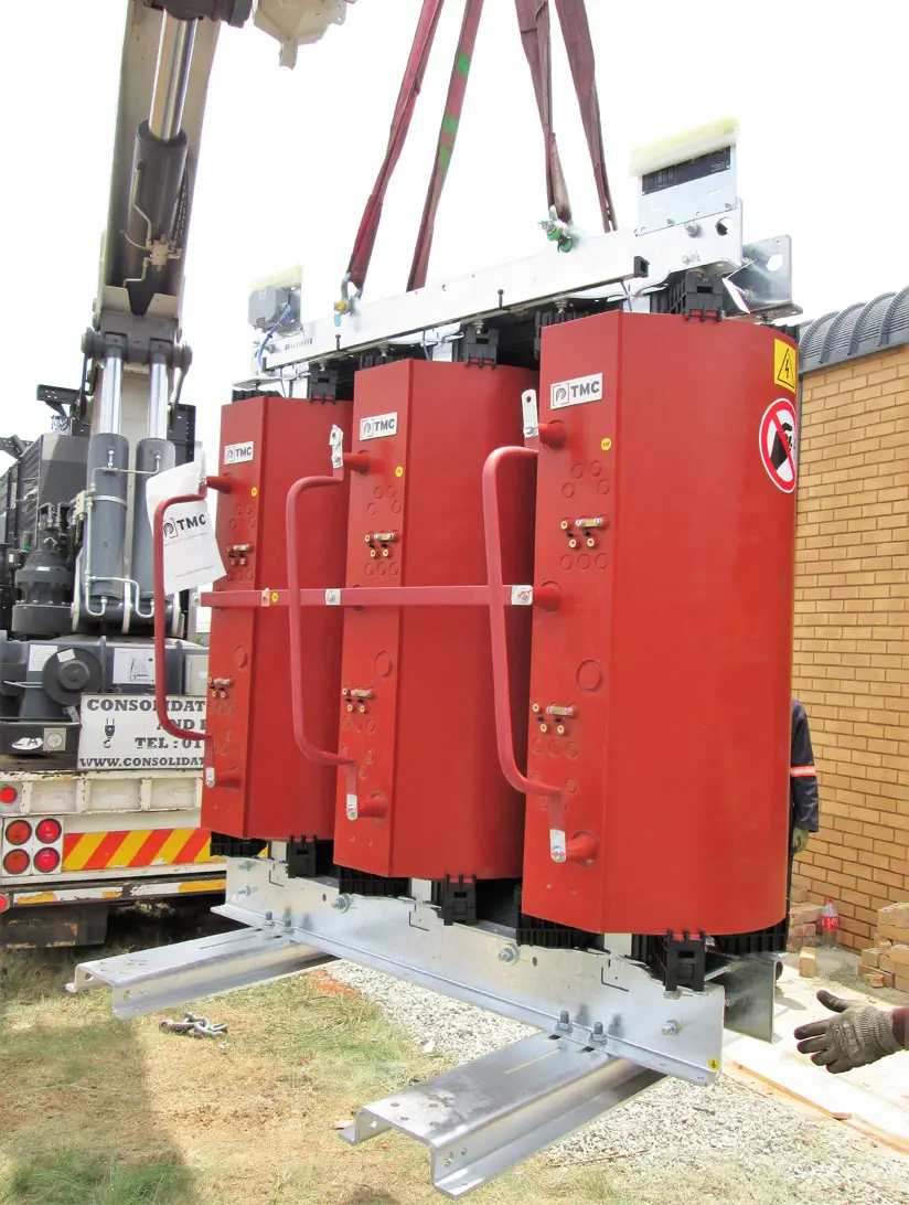 For this project, the 2000kVA dry-type transformer is specifically designed for the demanding and corrosive conditions in this coastal area.