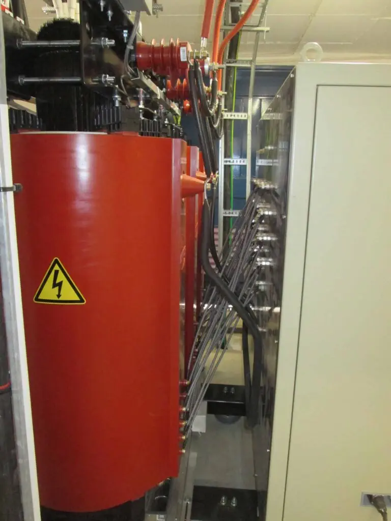 This dry-type transformer from Trafo Power Solutions feature automatic on-load-tap changers.