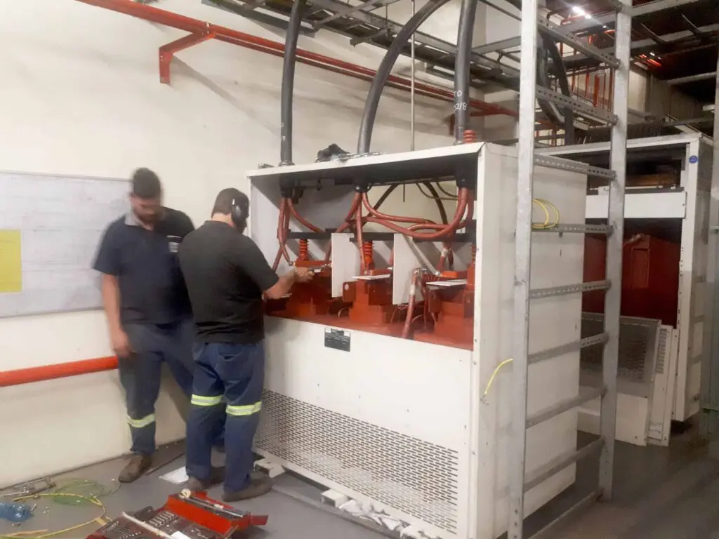 A key advantage of dry-type transformers is maintenance is relatively quick and simple compared to oil cooled transformers.